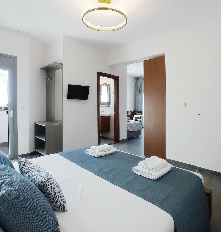 Apartment Long