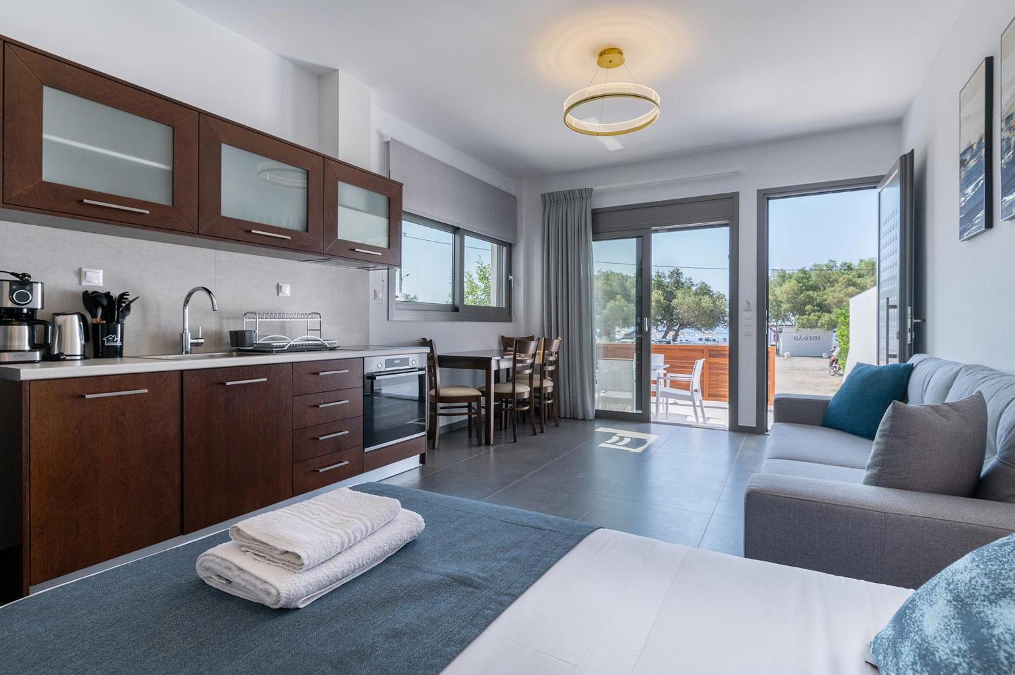 Apartment Long *
