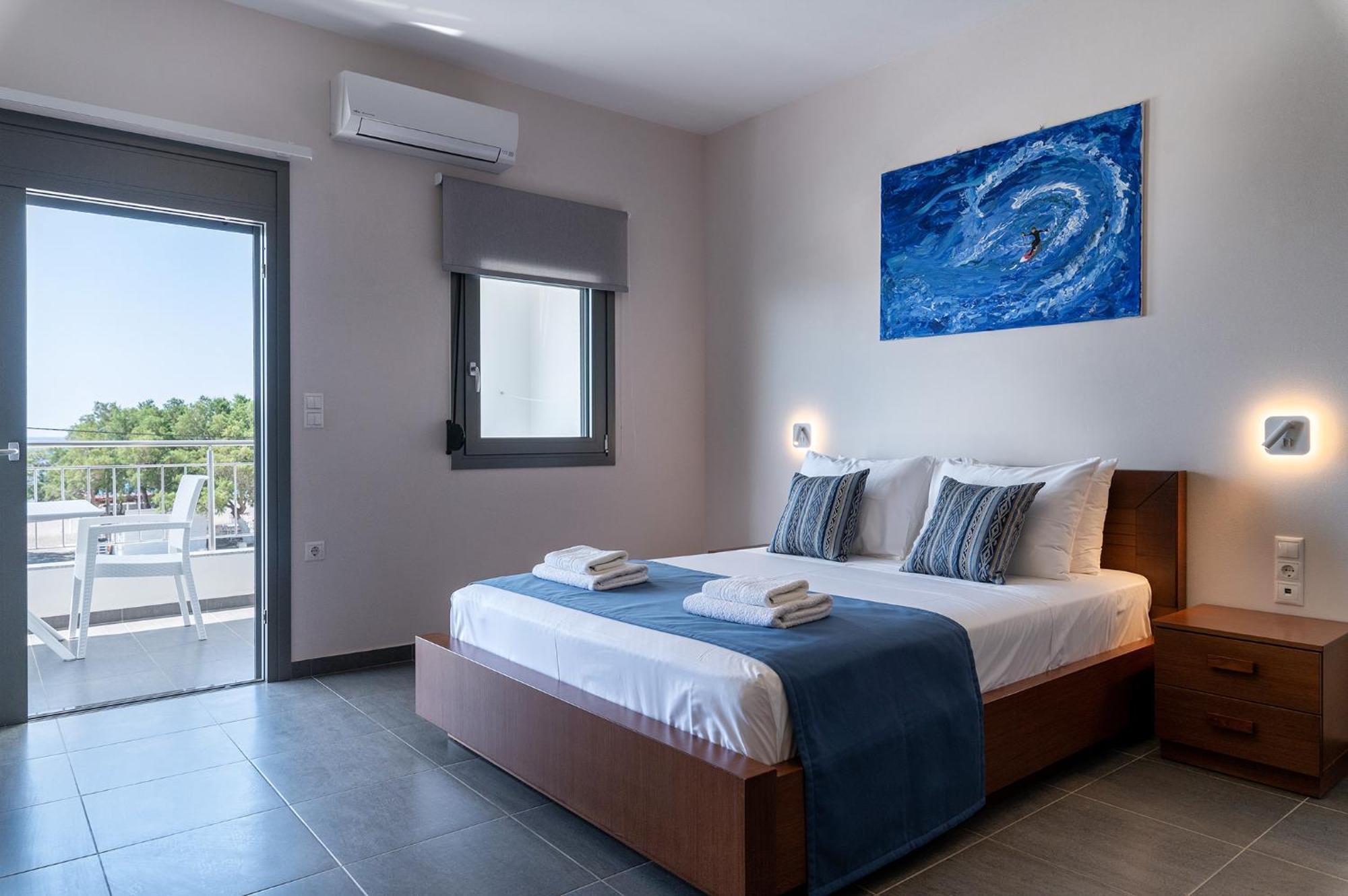 Apartment Long